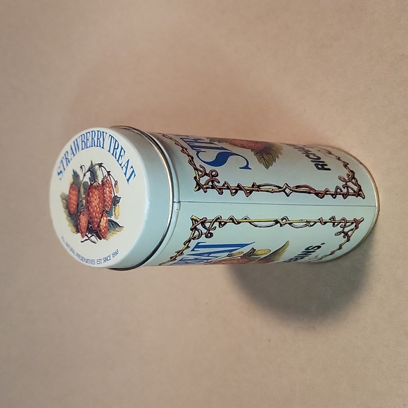 Vintage • Strawberry Treat Canister/Tin Empty • Richardson & Robbins Dover, Del. - Picture 4 of 5